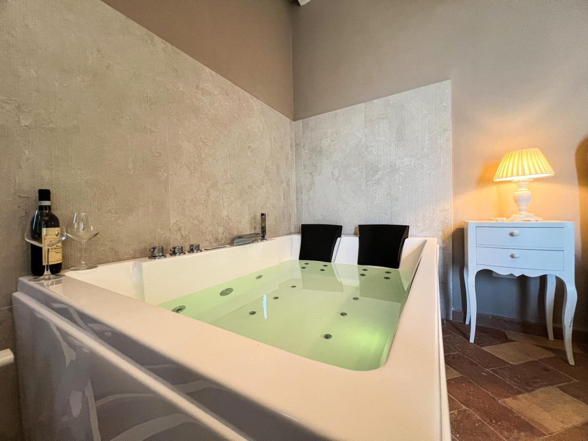 Antica Quercia Villa & Spa Chianciano Terme Exteriör bild
